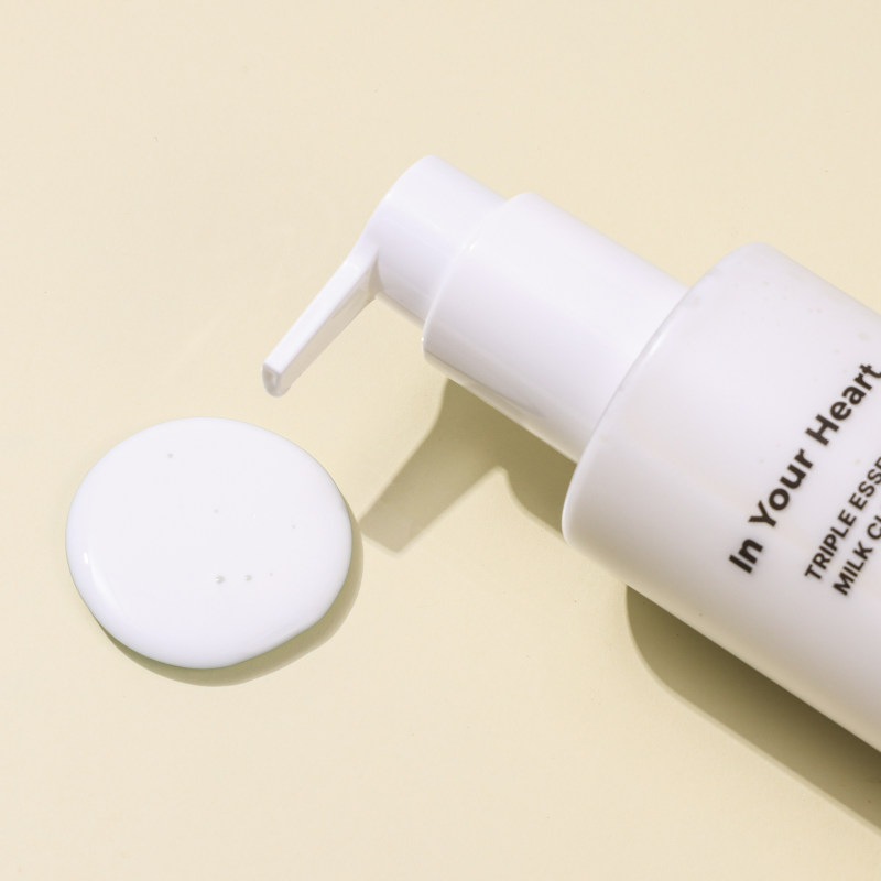In Your Heart Triple Essence Milk Cleanser 200ml - Image 3
